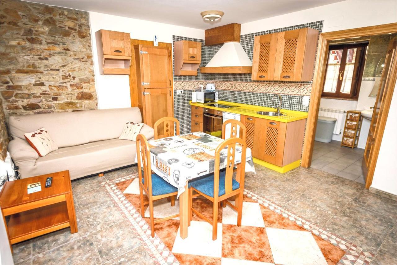 Apartamentos Navalin Tapia De Casariego Exterior foto